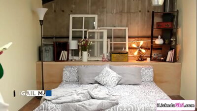 Lesbian boss pussy licking then facesitting hairy trainee